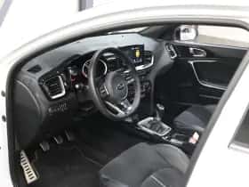 Kia Proceed (2019) thumbnail 13