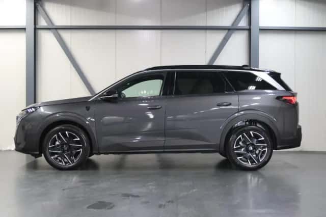 Peugeot 5008 (2025) thumbnail 2