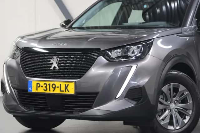 Peugeot 2008 (2022) thumbnail 6