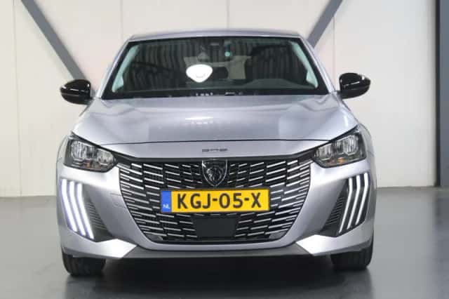Peugeot 208 (2025) thumbnail 5