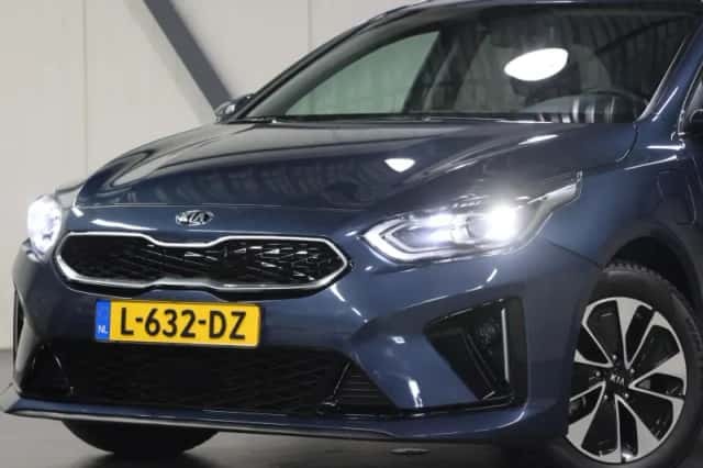 Kia Ceed (2021) thumbnail 6