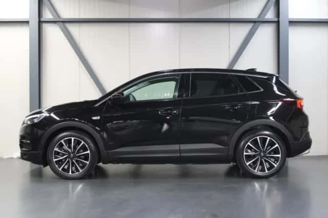 Opel Grandland X (2020) thumbnail 2