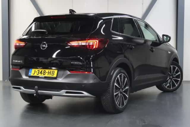 Opel Grandland X (2020) thumbnail 3