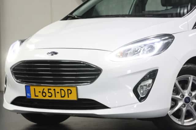 Ford Fiesta (2021) thumbnail 6