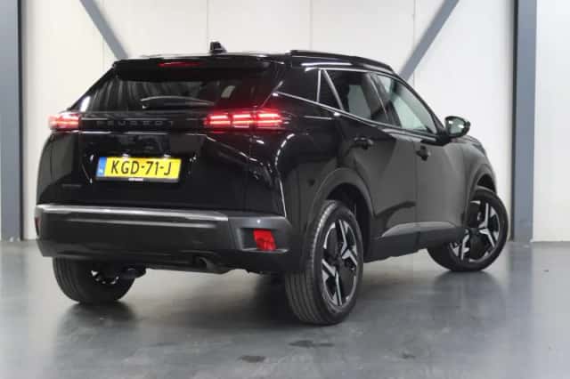 Peugeot 2008 (2025) thumbnail 3