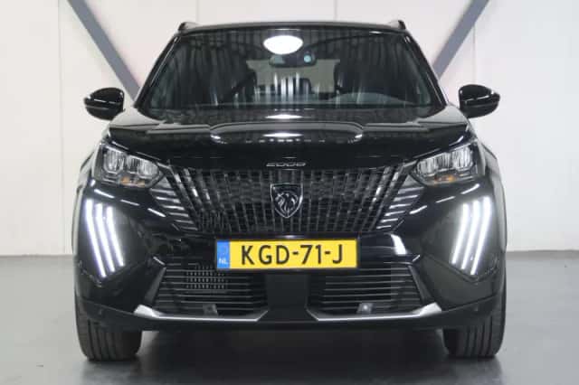 Peugeot 2008 (2025) thumbnail 4