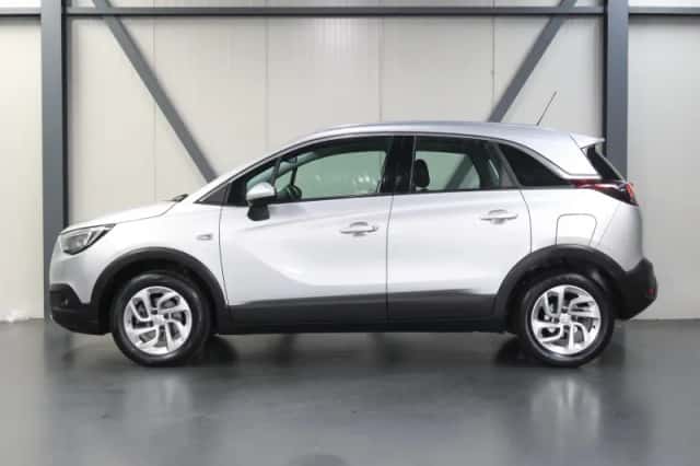 Opel Crossland X (2018) thumbnail 2