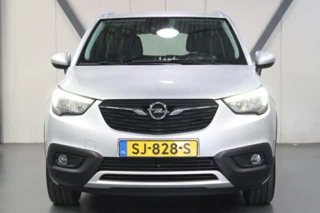 Opel Crossland X (2018) thumbnail 4
