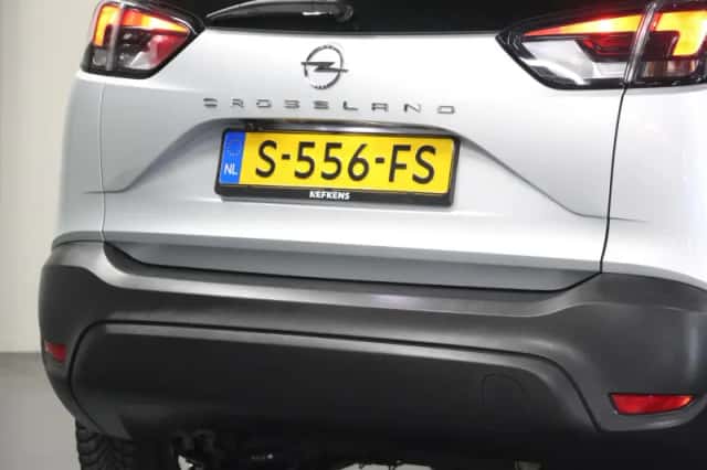 Opel Crossland (2023) thumbnail 6