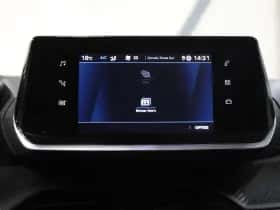 Peugeot 208 (2022) thumbnail 30