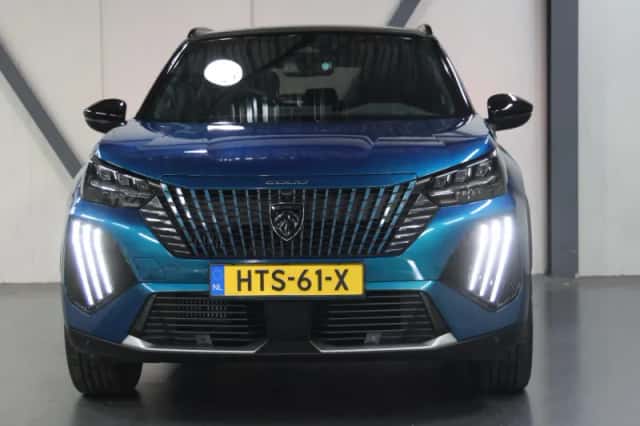 Peugeot 2008 (2025) thumbnail 5