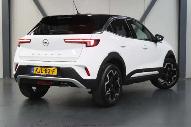 Opel Mokka (2023) thumbnail 3