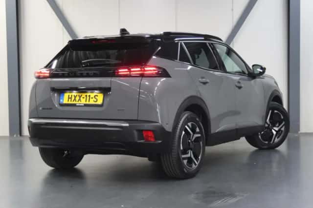Peugeot e-2008 (2025) thumbnail 3