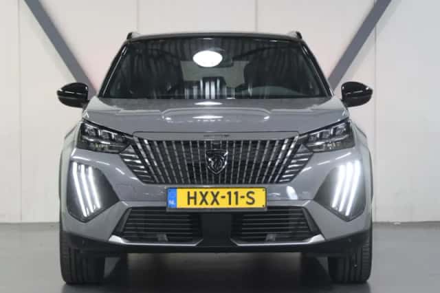 Peugeot e-2008 (2025) thumbnail 5