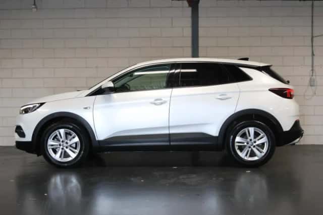 Opel Grandland X (2020) thumbnail 2