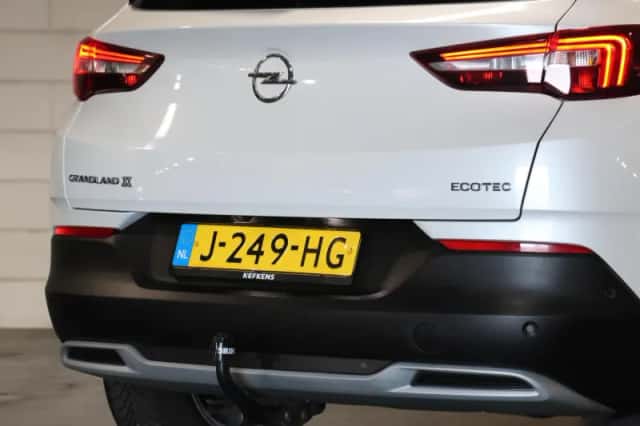 Opel Grandland X (2020) thumbnail 6