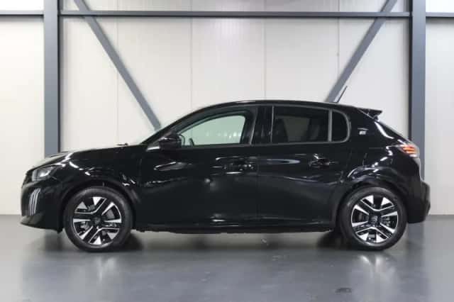 Peugeot e-208 (2024) thumbnail 2