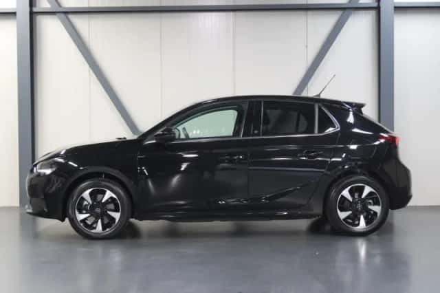 Opel Corsa-e (2023) thumbnail 2