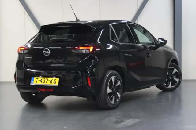 Opel Corsa-e (2023) thumbnail 3