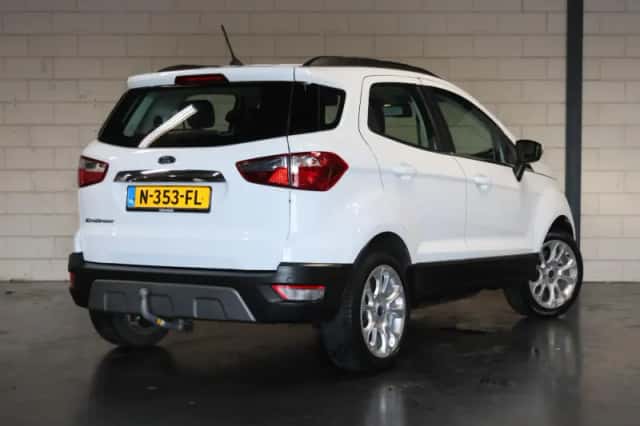 Ford EcoSport (2021) thumbnail 3