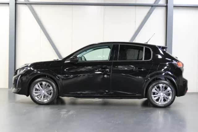 Peugeot e-208 (2022) thumbnail 2