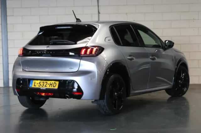 Peugeot 208 (2021) thumbnail 3