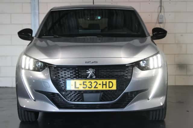 Peugeot 208 (2021) thumbnail 4