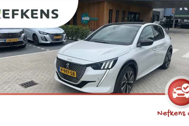 Peugeot e-208 (2022) thumbnail 1