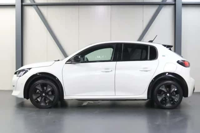 Peugeot e-208 (2022) thumbnail 2