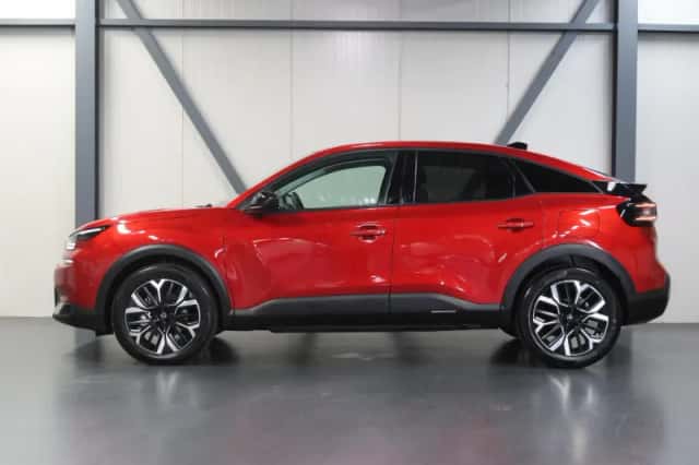 Citroën C4 (2025) thumbnail 2