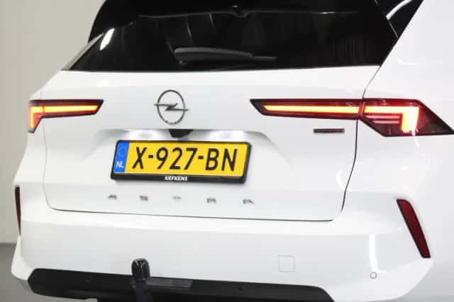 Opel Astra (2023) thumbnail 6