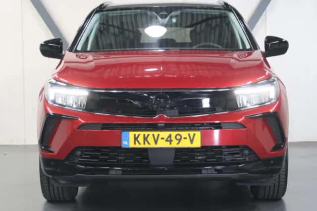 Opel Grandland (2024) thumbnail 5