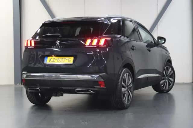 Peugeot 3008 (2017) thumbnail 3