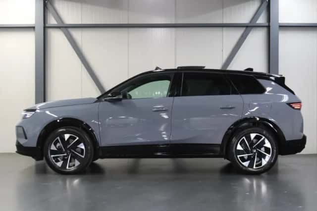 Opel Grandland (2025) thumbnail 2