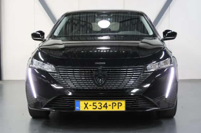 Peugeot 308 (2023) thumbnail 5