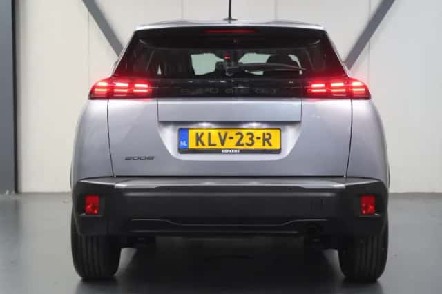 Peugeot 2008 (2025) thumbnail 5
