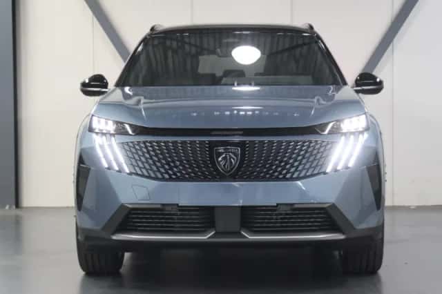 Peugeot 5008 (2026) thumbnail 3