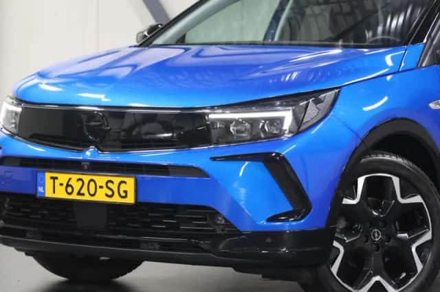 Opel Grandland (2023) thumbnail 6
