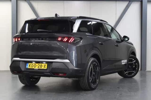 Peugeot E-5008 (2026) thumbnail 3