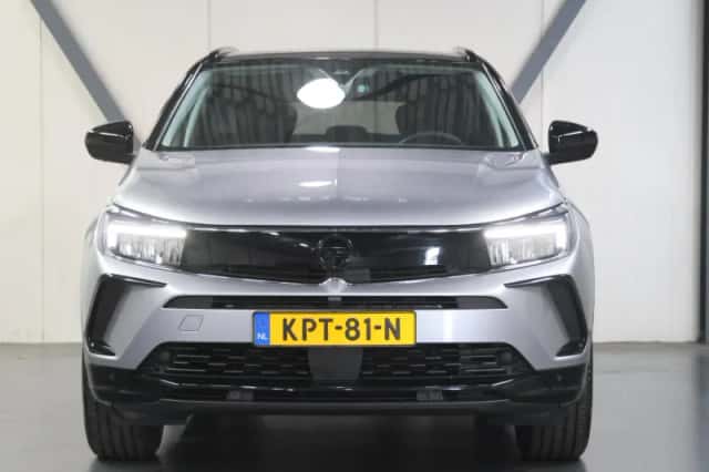 Opel Grandland (2024) thumbnail 5