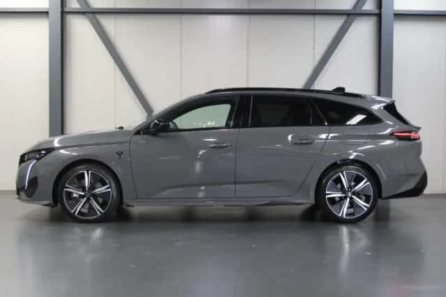 Peugeot 308 (2024) thumbnail 2