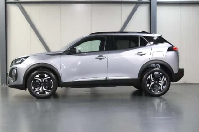 Peugeot 2008 (2025) thumbnail 2