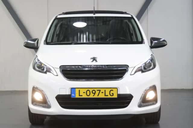 Peugeot 108 (2021) thumbnail 5