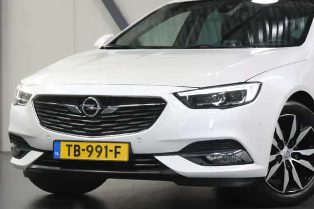 Opel Insignia (2018) thumbnail 6