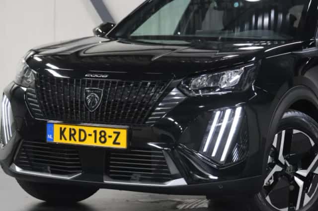 Peugeot 2008 (2025) thumbnail 6