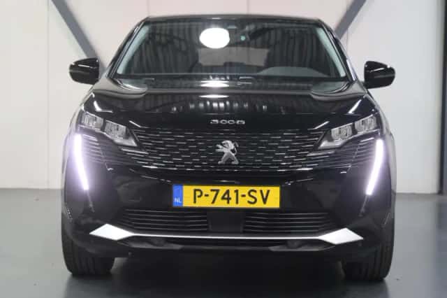 Peugeot 3008 (2022) thumbnail 5