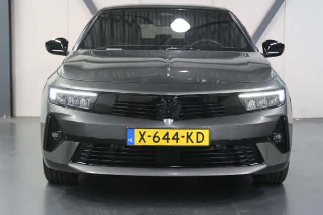 Opel Astra (2023) thumbnail 5