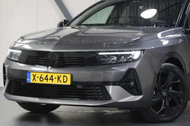 Opel Astra (2023) thumbnail 6