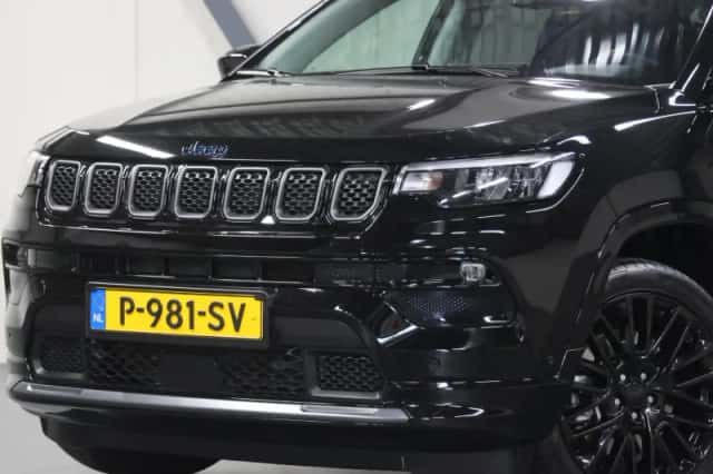 Jeep Compass (2022) thumbnail 6