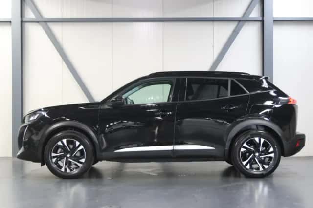 Peugeot e-2008 (2021) thumbnail 2